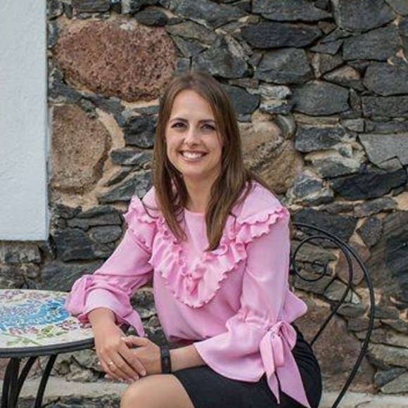 Meet your Posher, Kornelija - Picture 2 of 3